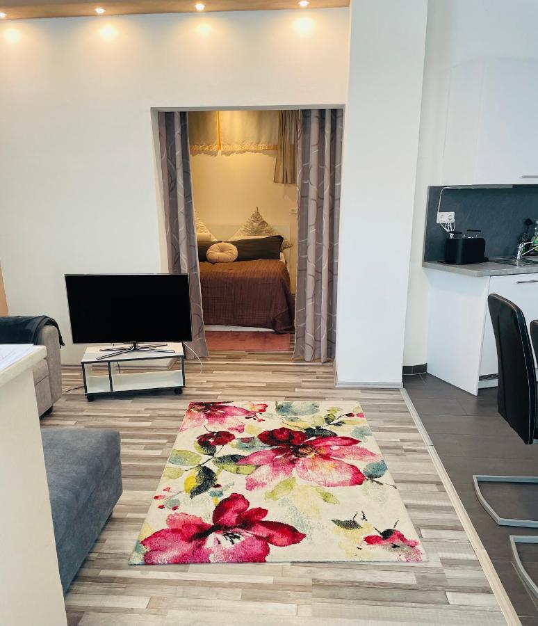 Ferienwohnung Marina An Der Romantischen Strasse Weikersheim Extérieur photo